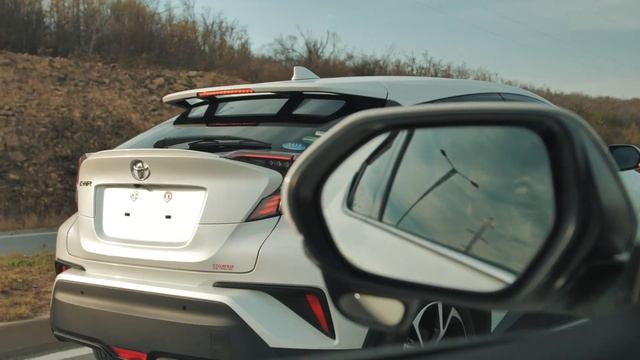 Toyota CHR 1'8 гибрид против Toyota CHR 1'2 турбо На кого ставишь ты?