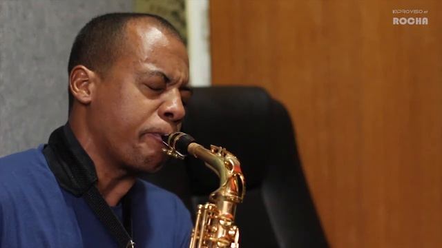 SEJA BEM VINDO - EYSHILA (Sax Cover) смотреть онлайн