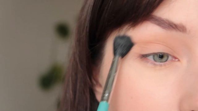 База под тени Essence I love stage | Первые впечатления смотреть онлайн