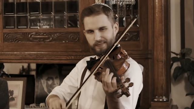 Феликс Шиндер - Соня, подарите поцелуйчик (Звучит Одесса 2020) смотреть онлайн