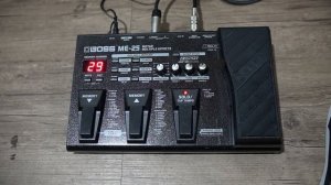 Boss ME-25 Guitar Multiple Effects Demo
