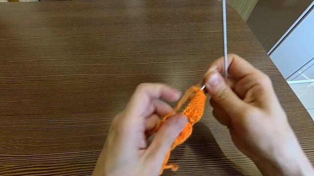 Дырчатый ажурный узор спицами со спущенными петлями смотреть онлайн