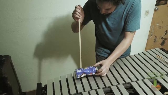 Improvisación para Vibráfono, Lata de néctar de Coco Piña y Pad, por Carlos Huitron Silis смотреть онлайн