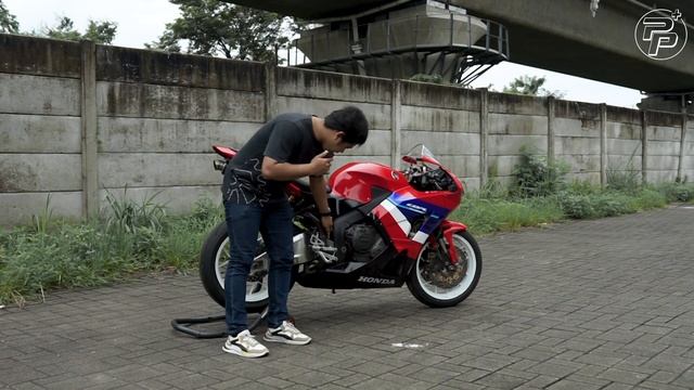 REVIEW HONDA CBR 600RR смотреть онлайн