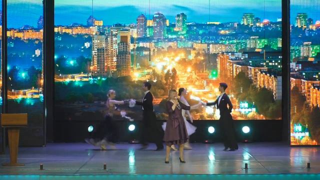 Огни Красноярска... сл. Г. Рукосуевой, муз. Л. Мерзляковой, аранж. В. Стыркова, исп. Е. Молочная смотреть онлайн