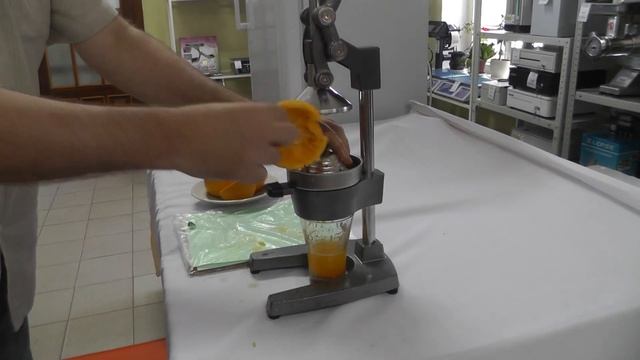 Соковыжиматель Starfood механический смотреть онлайн