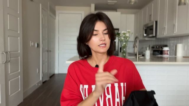 НАРЯД НА ВЕЧЕРИНКУ | КОНФУЗ #cleangirl #oldmoneystyle #cleangirlaesthetic #oldmoneyoutfits смотреть онлайн