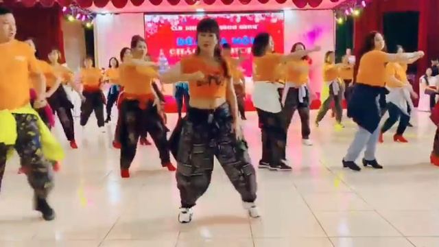 KAY ONE BACHATA CLB KHIÊU VŨ ANH ĐÀO BIỂU DIỄN ĐÊM DẠ HỘI CHÀO ĐÓN NOEL 2022♥️???? смотреть онлайн