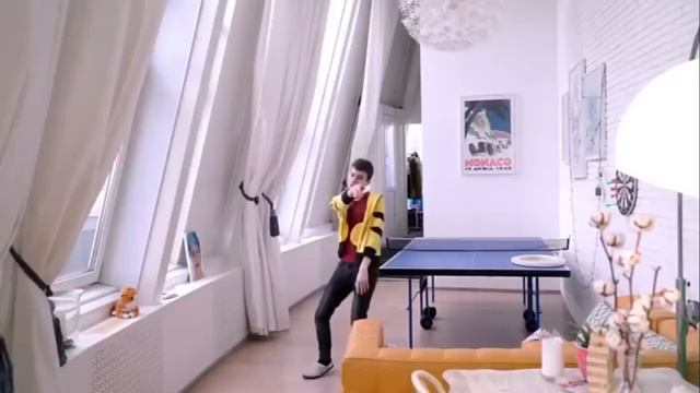 Танец БРАЙНА подходит под все песни!!!!!! смотреть онлайн