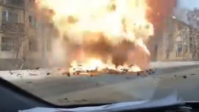 Метеорит в Челябинске попал в жигули