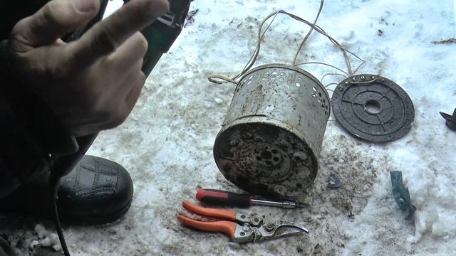 Как правильно резать БОЛГАРКОЙ на себя или от себя? смотреть онлайн