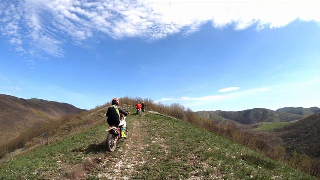 Смотрим второй день гонки 100% Хард Эндуро Геленджик