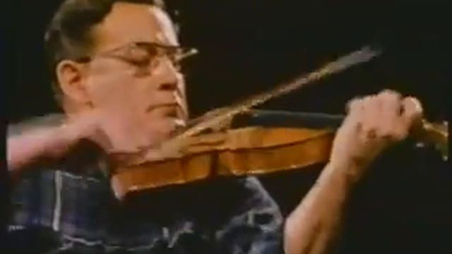 ▶ Jean Carignan et Yehudi Menuhin YouTube смотреть онлайн