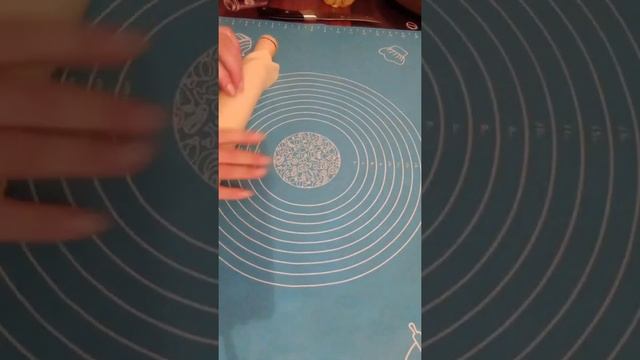 нежнейший слоёный пирог с творожноклубничной начинкой ?? смотреть онлайн