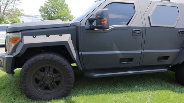 WOLRDS FIRST COLOR CHANGING CAR!! (Spy Wagon Wrap Revealed) смотреть онлайн