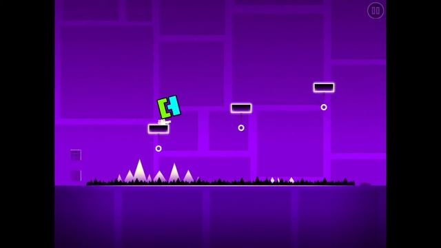 Playing the game Geometry Dash for IOS смотреть онлайн