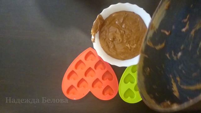 ?Леденцовые ириски или сосательные молочные конфеты на палочке чупа чупс смотреть онлайн