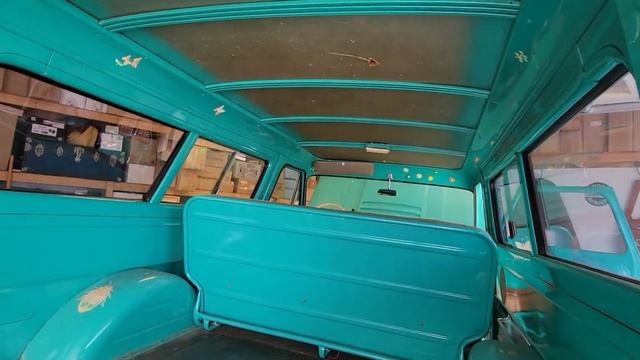 1966 Chevrolet Suburban Carry All смотреть онлайн