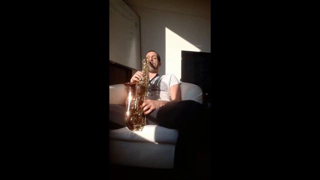 Dirty blues shuffle in e backing track [saxcover] смотреть онлайн
