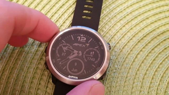 Garmin Forerunner 645 Music (Flickering Display)