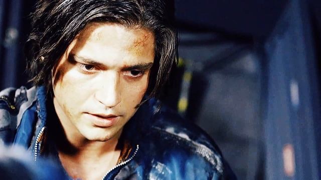 Finn Collins - So cold смотреть онлайн