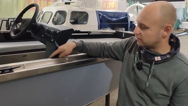 Альпина GT400 новая консоль с рулем