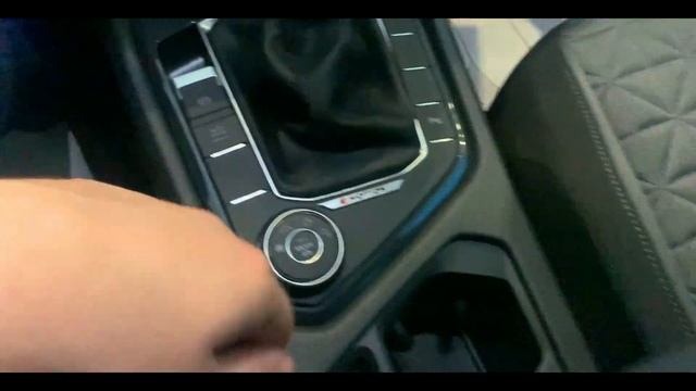 ✅ОБЗОР НА НОВЫЙ VOLKSWAGEN TIGUAN 2021/ РЕСТАЙЛИНГ / ПЕРВЫЙ В ВОЛГОГРАДЕ / VLGavto смотреть онлайн