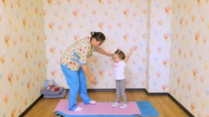 Комплекс ЛФК №3 стоя для детей 3-7 лет