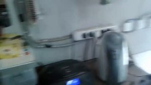 чем наклеить автомобильные  логотипы, буквы своими руками