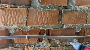 КАК НАЙТИ ПРОВОДКУ В СТЕНЕ?