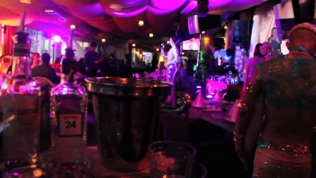 JAMA - SOUNDPRODUCER & SONGSTRESS (live Performance)