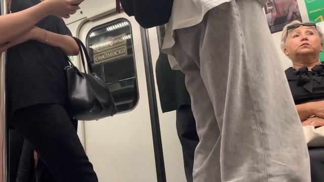 Поездка на Казанском метро на старом поезде метро перегон дубравная Кремлевская смотреть онлайн