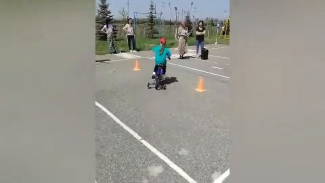 Районные соревнования по ПДД. Старшая группа №1 МБДОУ с. Кадгарон. смотреть онлайн