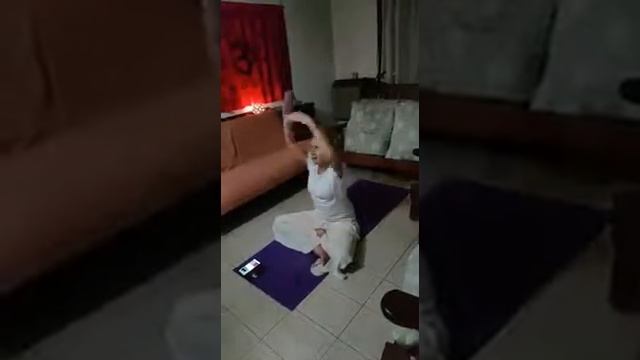 Govinday, mukandey / Al Sur - Yoga para niños смотреть онлайн