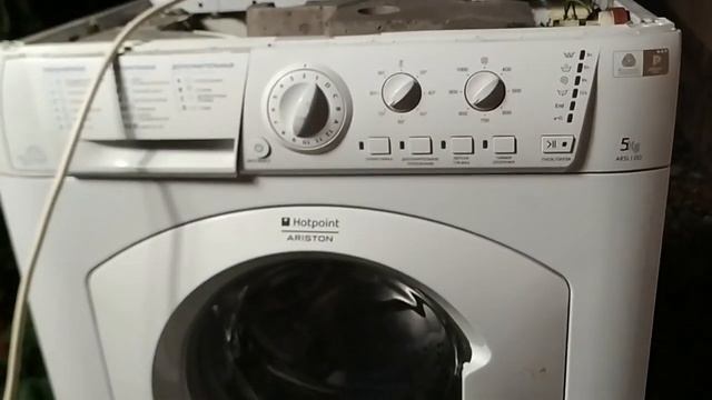 Ремонт стиральной машинки Ariston ARSL100 Не стирает или если начинает то не заканчивает смотреть онлайн