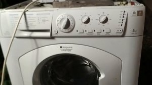 Ремонт стиральной машинки Ariston ARSL100 Не  стирает или если начинает то не заканчивает