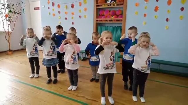 "Осінній листочок в гостях у малюків" музично-спортивна розвага для дітей середньої групи смотреть онлайн