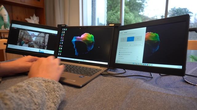 Portable Laptop Screen Extender | Tropire Tri-Screen Review смотреть онлайн