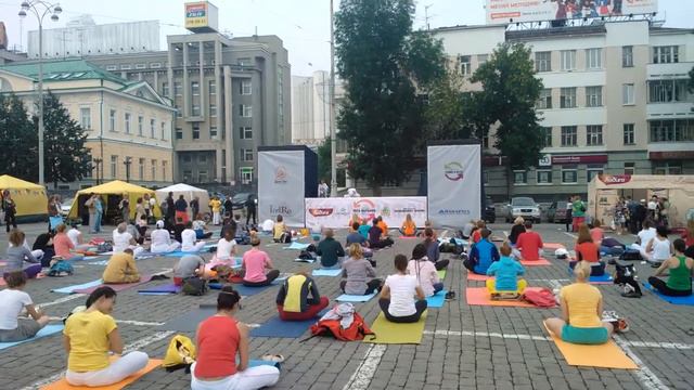 Усама Бен Ладен прилюдно занимается аутофиляцией смотреть онлайн