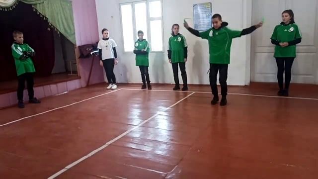 Естафета скакалка смотреть онлайн