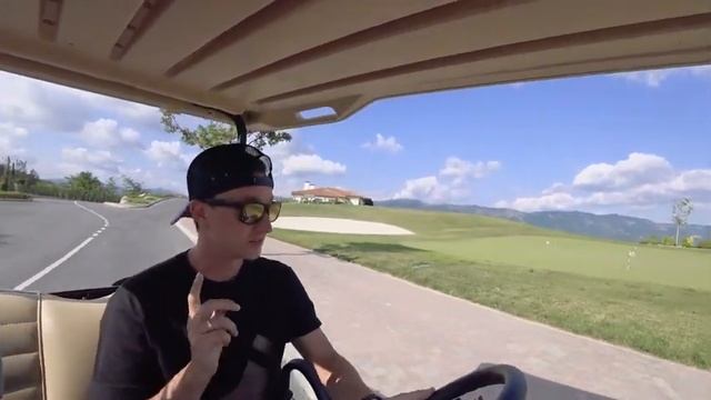 Обзор на сафари парк Геленджика . Скала парус в Геленджике. Геленджик смотровая площадка. смотреть онлайн