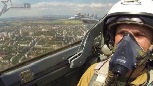 Видео авиапарада 3 июля 2013 года из кабины истребителя МиГ-29