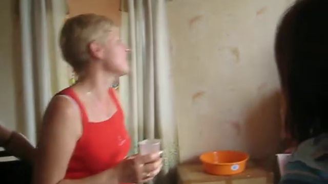 Свадьбы на даче 021.AVI смотреть онлайн