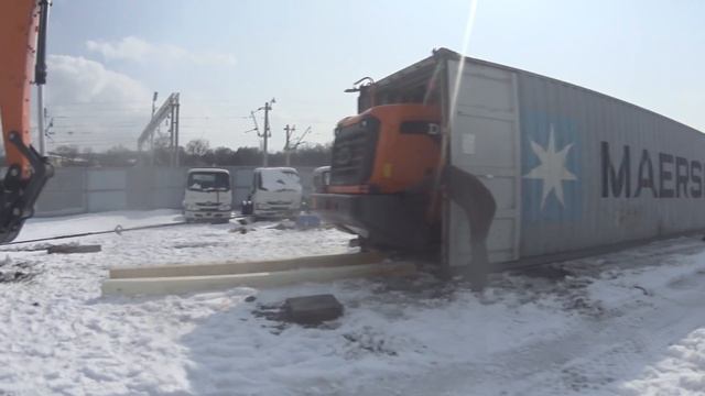 КАК ВЫТАЩИТЬ 16ТОН ИЗ КОНТЕЙНЕРА/КАК СОБРАТЬ ПОГРУЗЧИК/HOW TO ASSEMBLE A LOADER DOOSAN/ смотреть онлайн