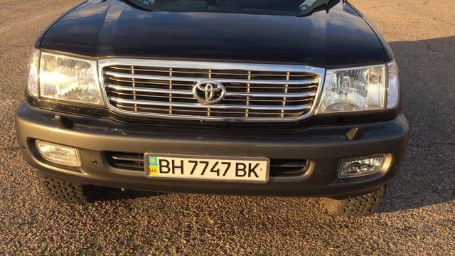Toyota Land Cruiser 100 4.7 Sound
