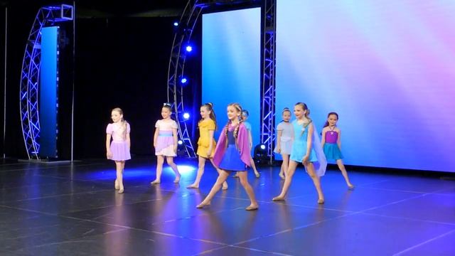 "Enchanted" Mini Lyrical Small Group 2019 смотреть онлайн