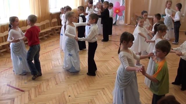 Вальс. смотреть онлайн