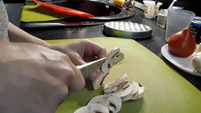 Домашний влог оладьи,мясо по французски,цветник смотреть онлайн
