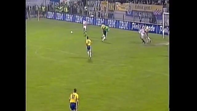 Seizoen 2000-2001 RKC Waalwijk - Ajax смотреть онлайн