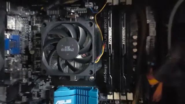 APPROFONDIAMO IL COMPUTER! (assemblato 2016 500€) || MONCH смотреть онлайн